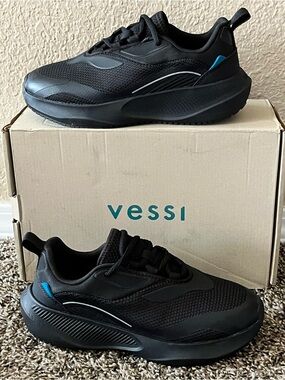 Vessi Women’s Tidal Sneaker Black Color Size-6.5